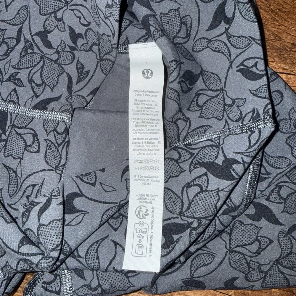 lululemon athletica size grey